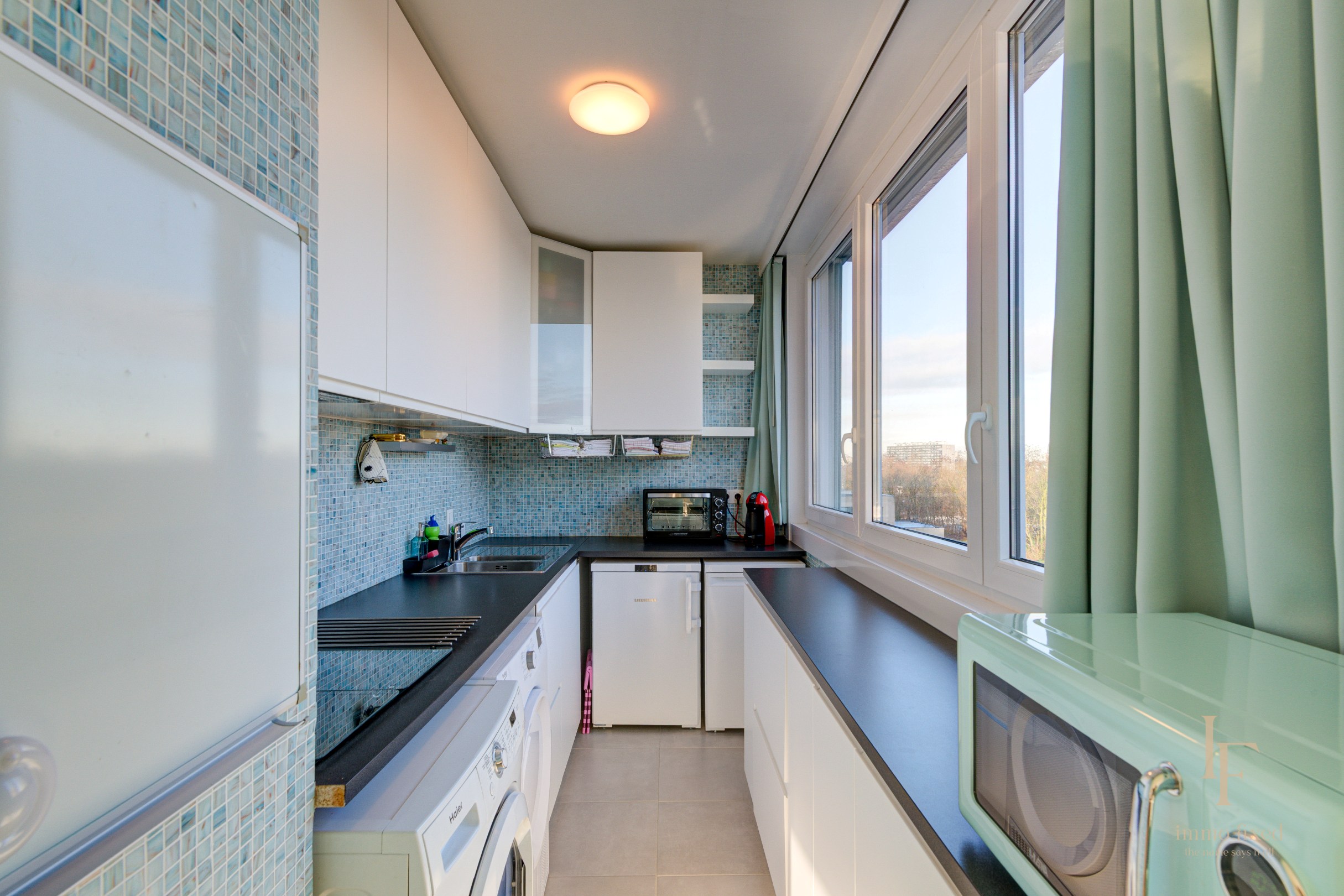 Appartement met 2 slaapkamers én topverbindingen in het hart van Berchem! 