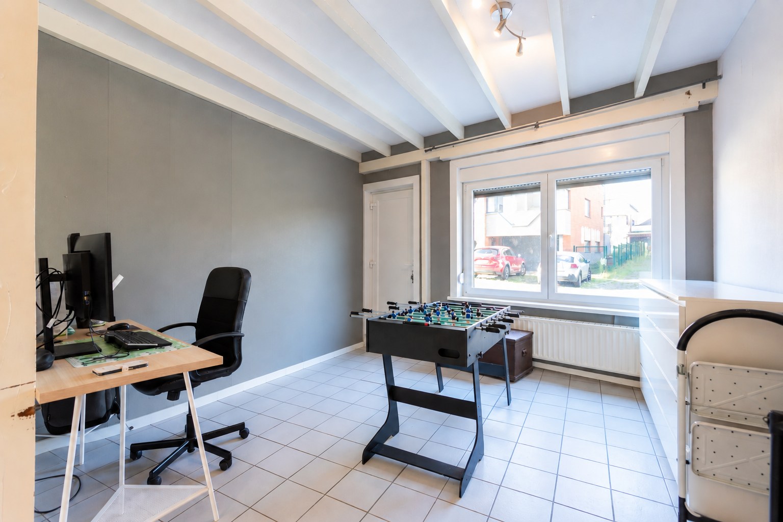 Op te frissen woning met 3 slpk te Halle 
