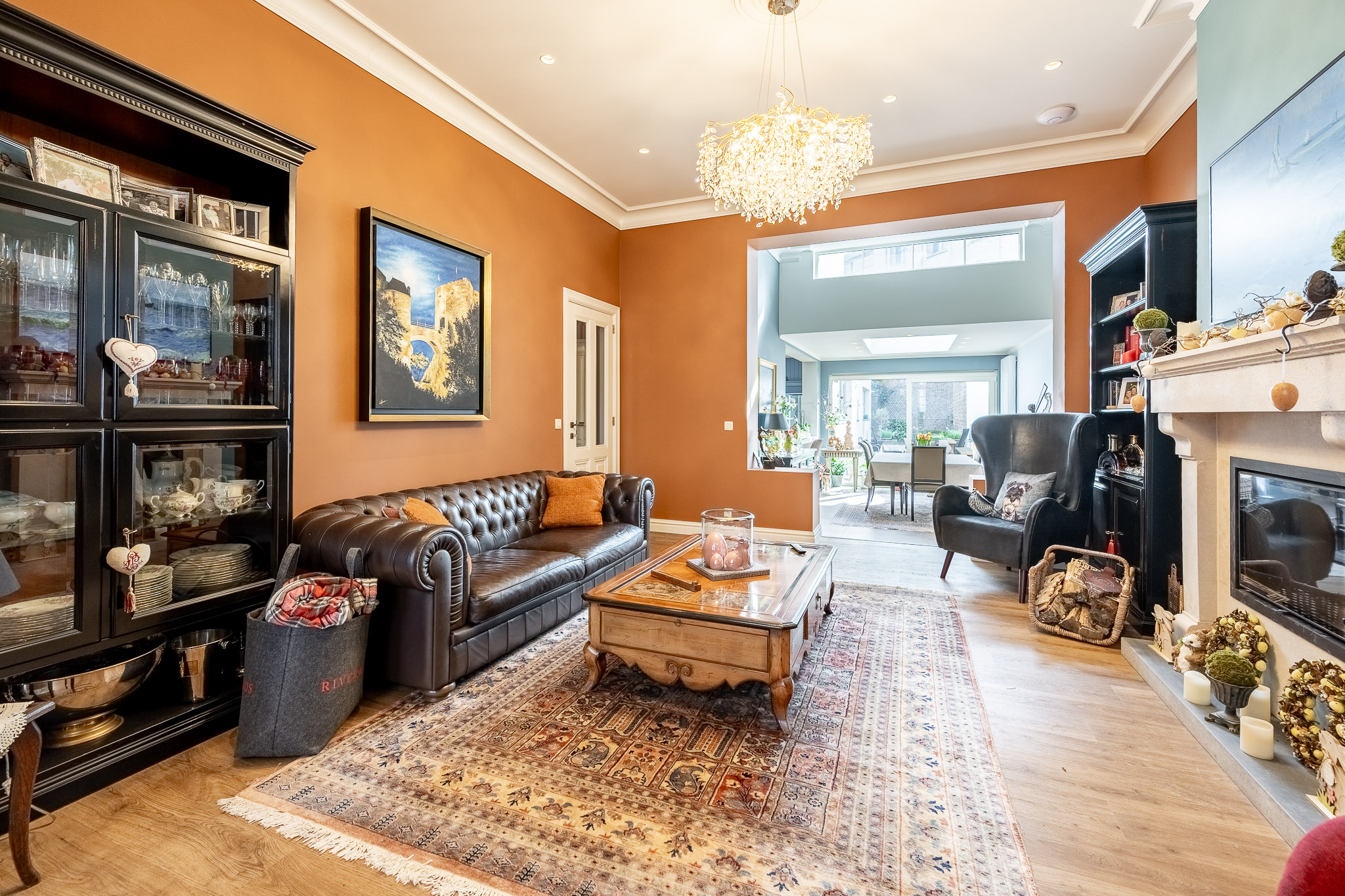 Charmante en karaktervolle herenwoning, met veel smaak gerenoveerd in het centrum van Knokke 
