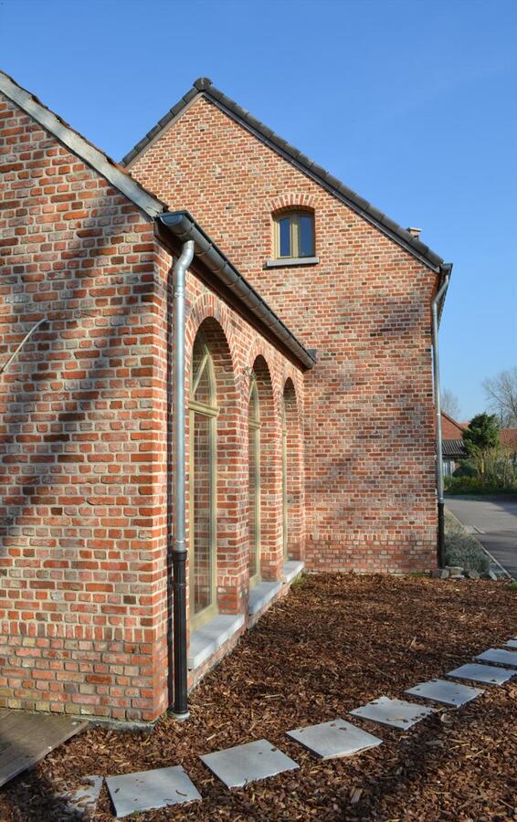 Prachtig landhuis met schuur op ca. 4600M² te Zwijndrecht 