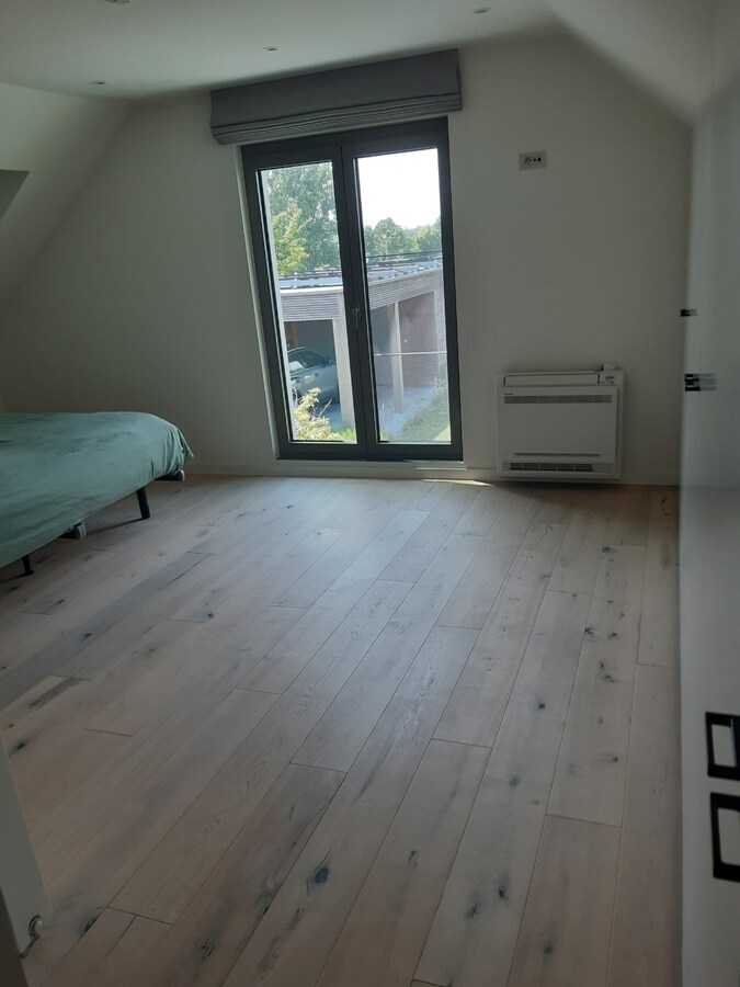 Energiezuinig wonen met weids uitzicht. 