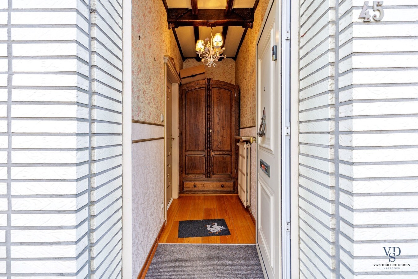 Degelijke stadswoning. 