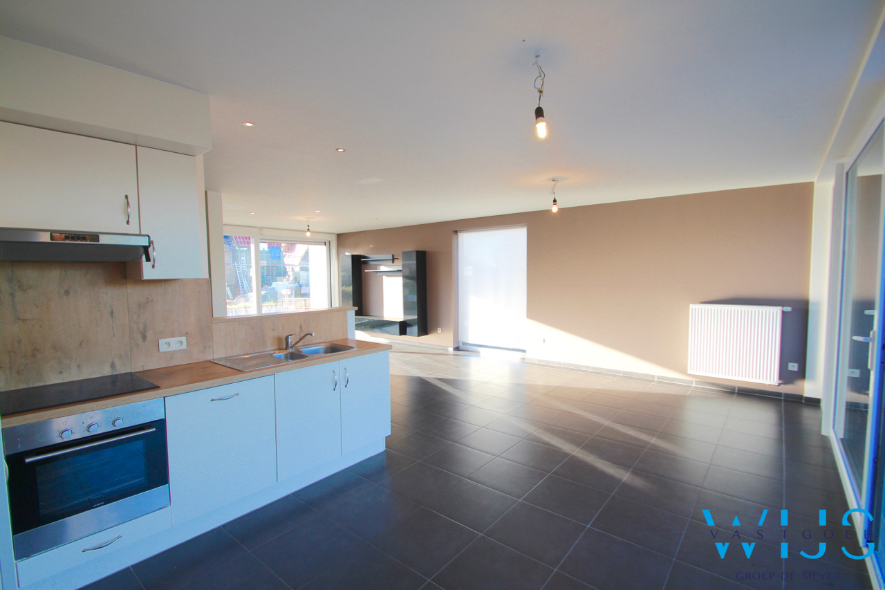 Landelijk gelegen tijdloos woonhuis te Ertvelde ! 