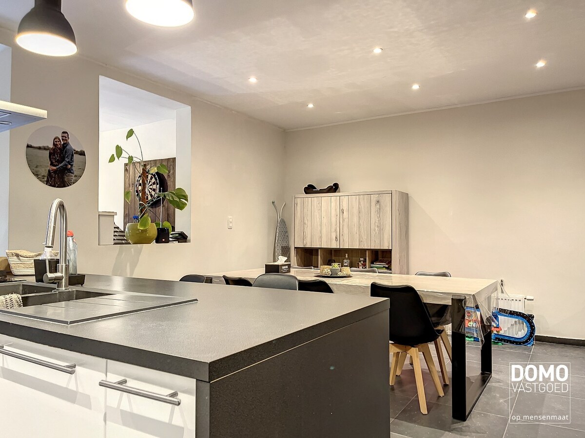 Gerenoveerde rijwoning in Zoutleeuw met 2 slaapkamers - energielabel D 