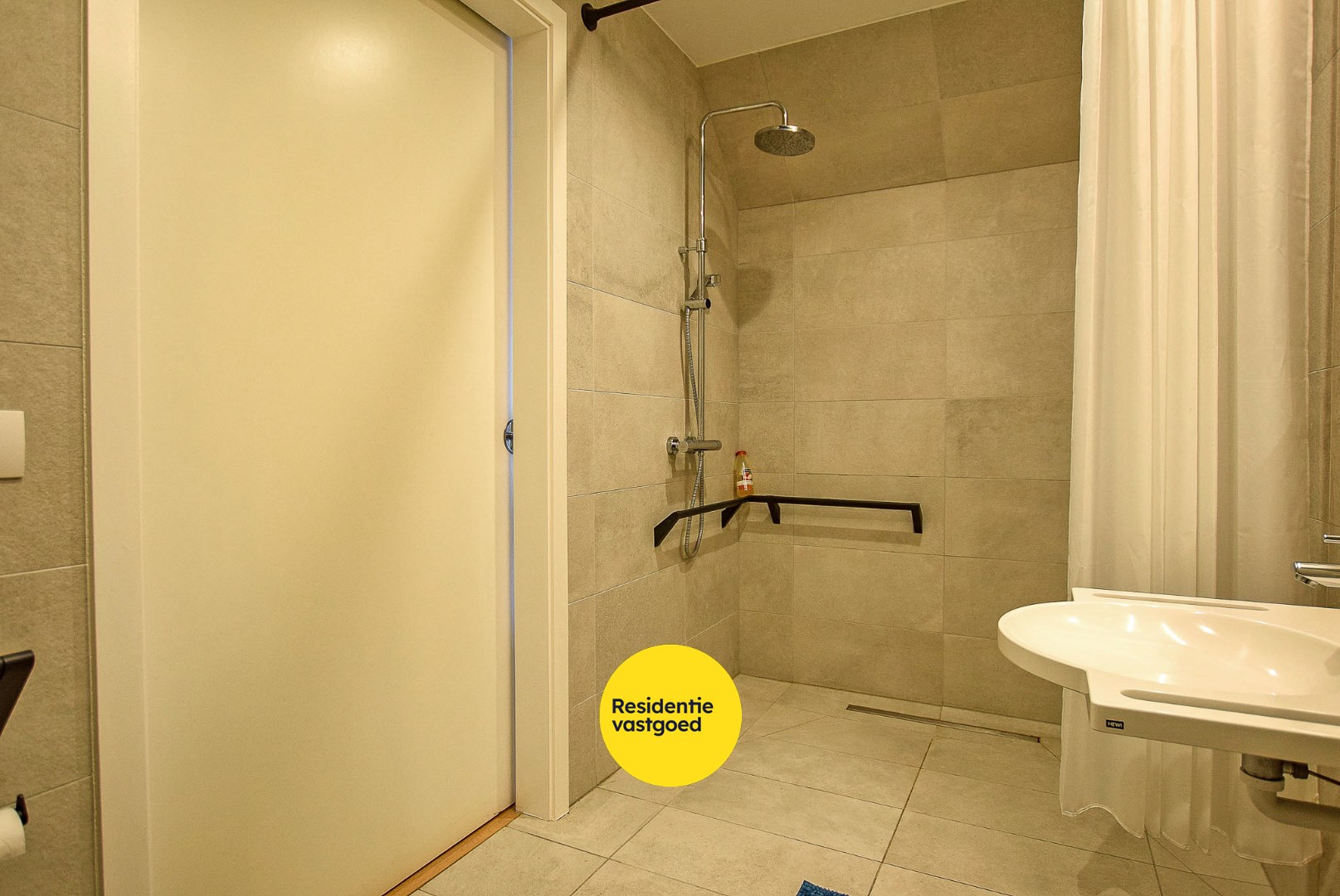 Prachtig 1-slaapkamerappartement (assistentiewoning) in Residentie Clarenhof, uniek wonen in hartje Nieuwpoort. 