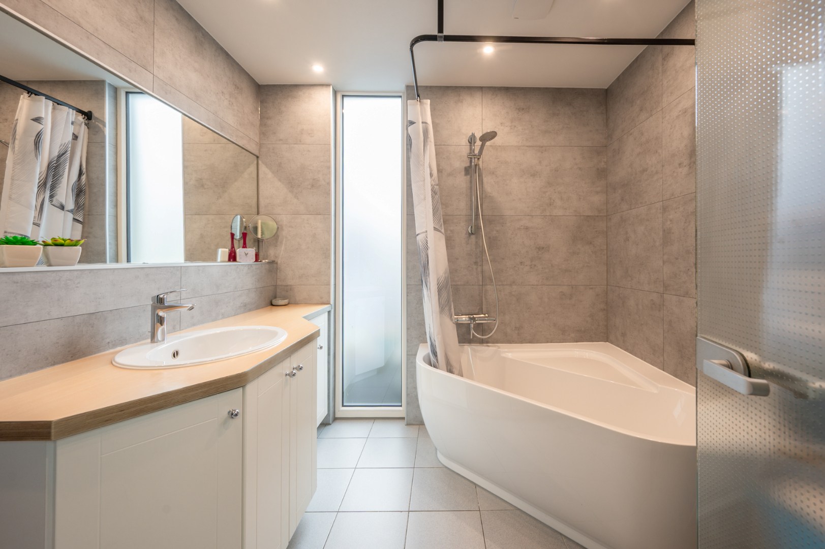 Instapklare en charmante woning met 3 slaapkamers en tuin 