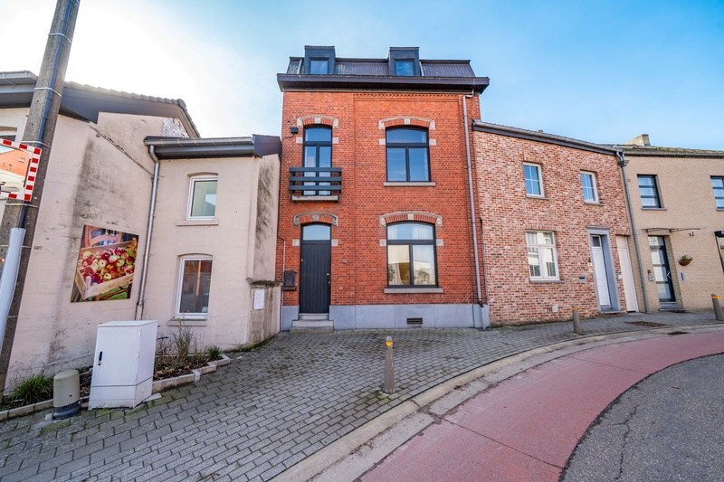 Prachtige authentieke woning met 3 slaapkamers te Landen 