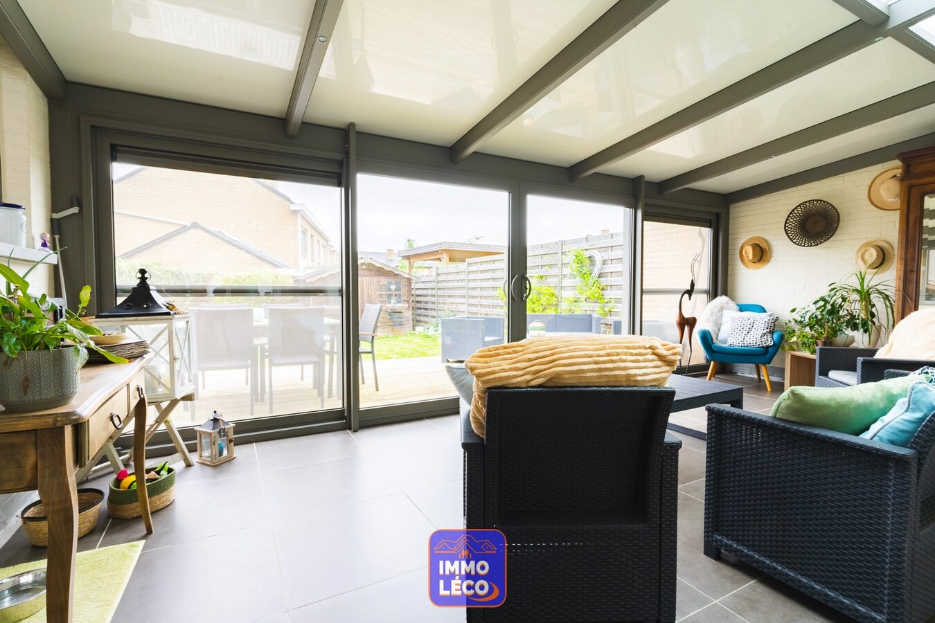 3 façades rénovée avec garage &amp; jardin, COUP DE COEUR ! 