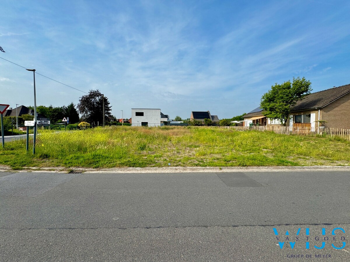 Bouwgrond van 484,78 m² nabij het centrum van Ertvelde! 