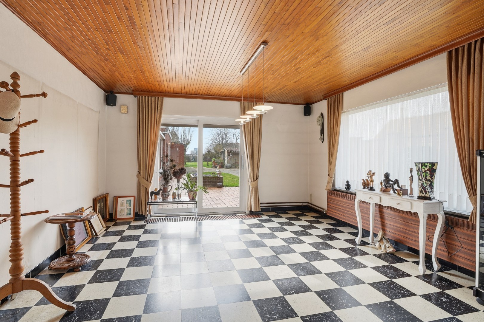 Ruime woning op een landelijke ligging in Zedelgem 