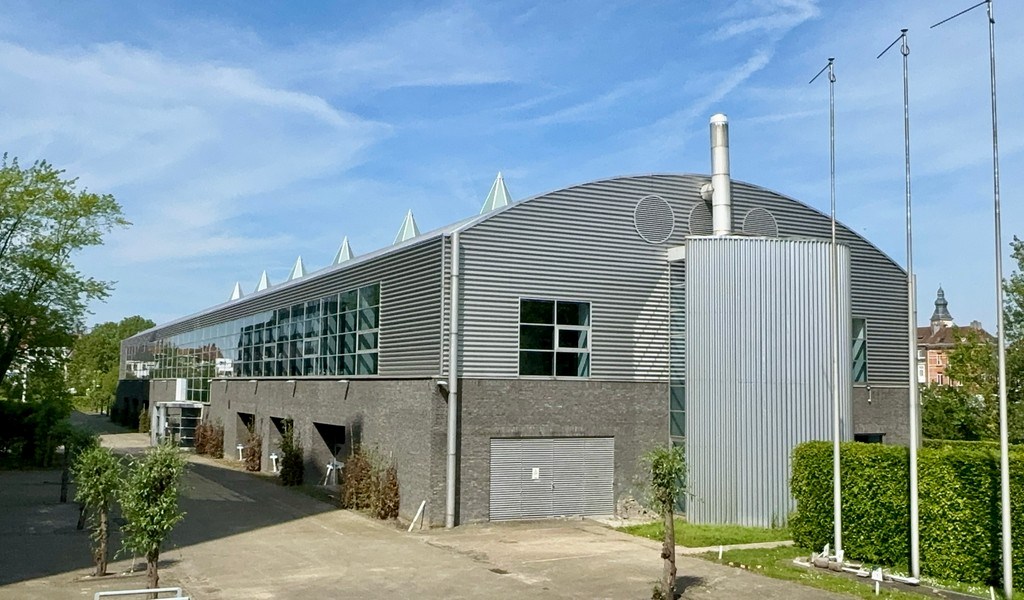 Gerenoveerde kantoren te huur in Crepain gebouw te Gent