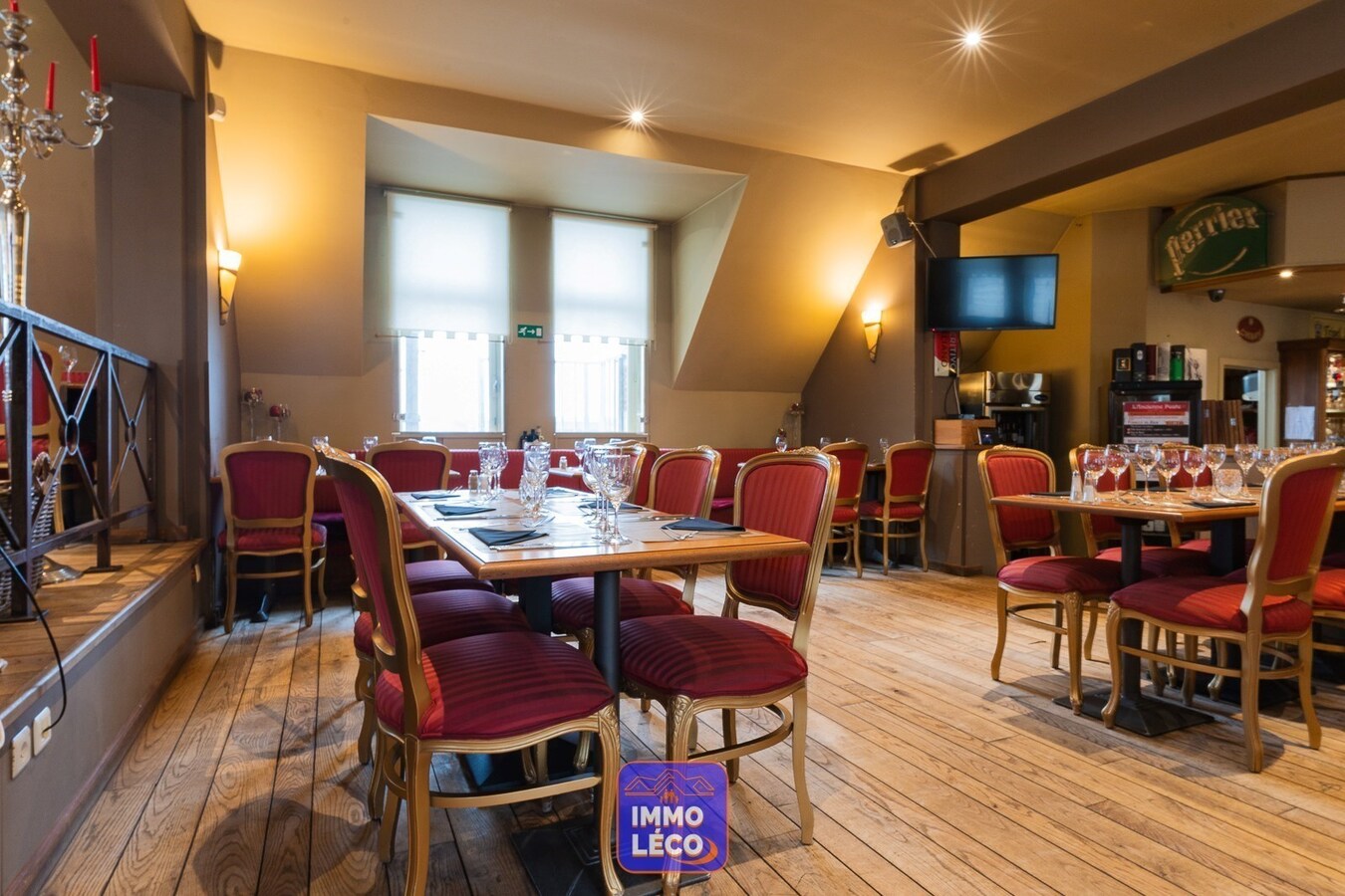 Surface commerciale anciennement Restaurant "L'ancienne Poste" à la Gare ! 
