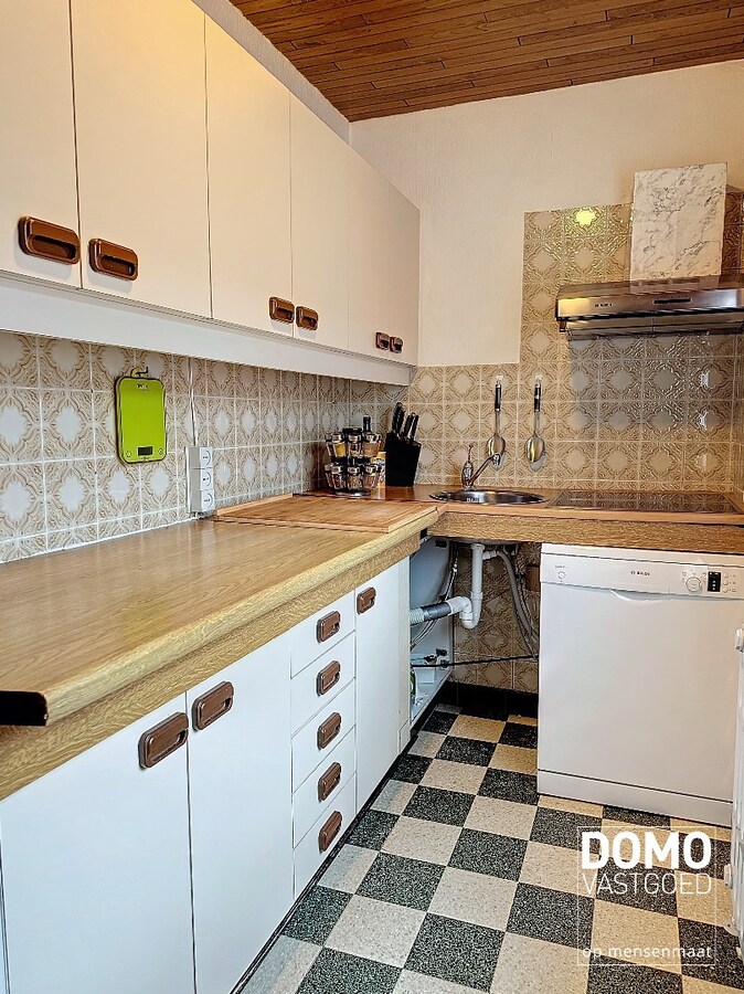 Split-level woning rustig gelegen te Berbroek op een perceel van 10a 