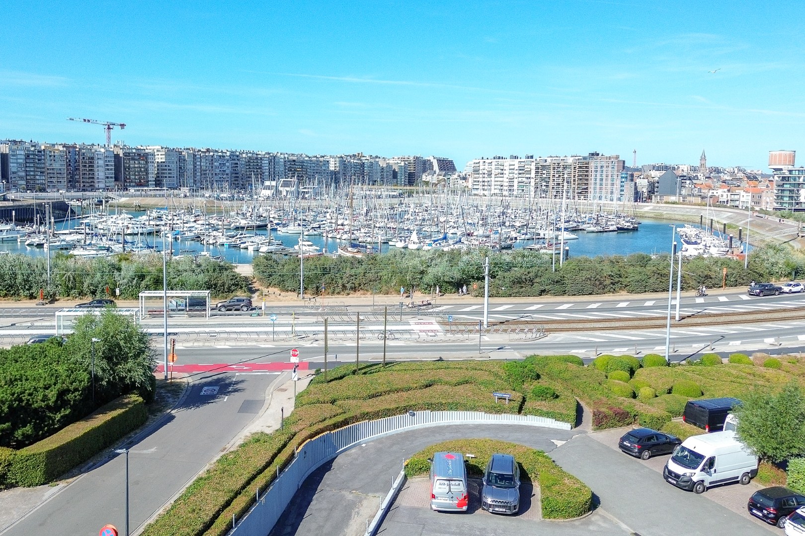 Ruim triplexappartement met 2 slaapkamers - vlakbij de jachthaven van Blankenberge! 