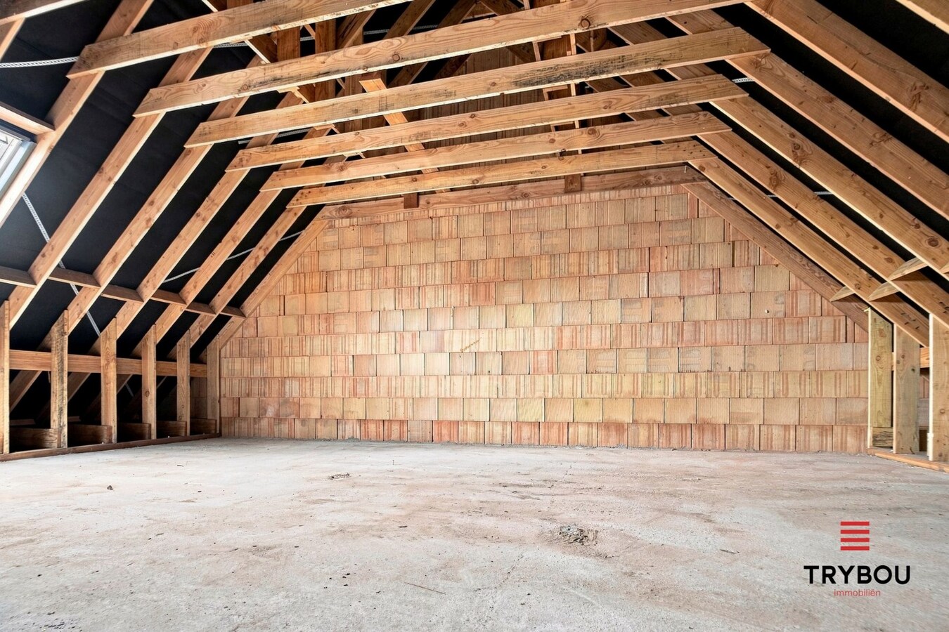 Ruime casco halfopen nieuwbouw met ruime garage in Merkem! 