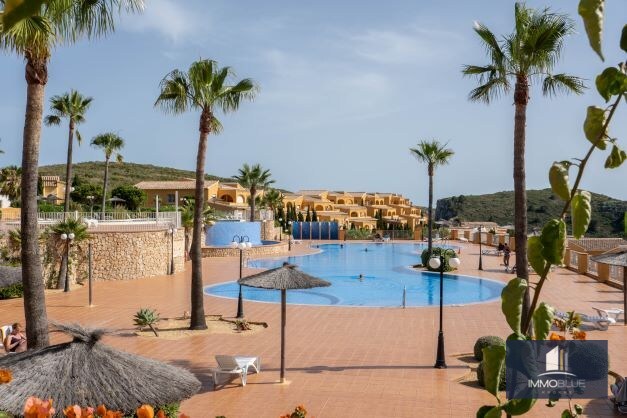 Appartement ensoleillé avec deux chambres à Cumbre del Sol. 