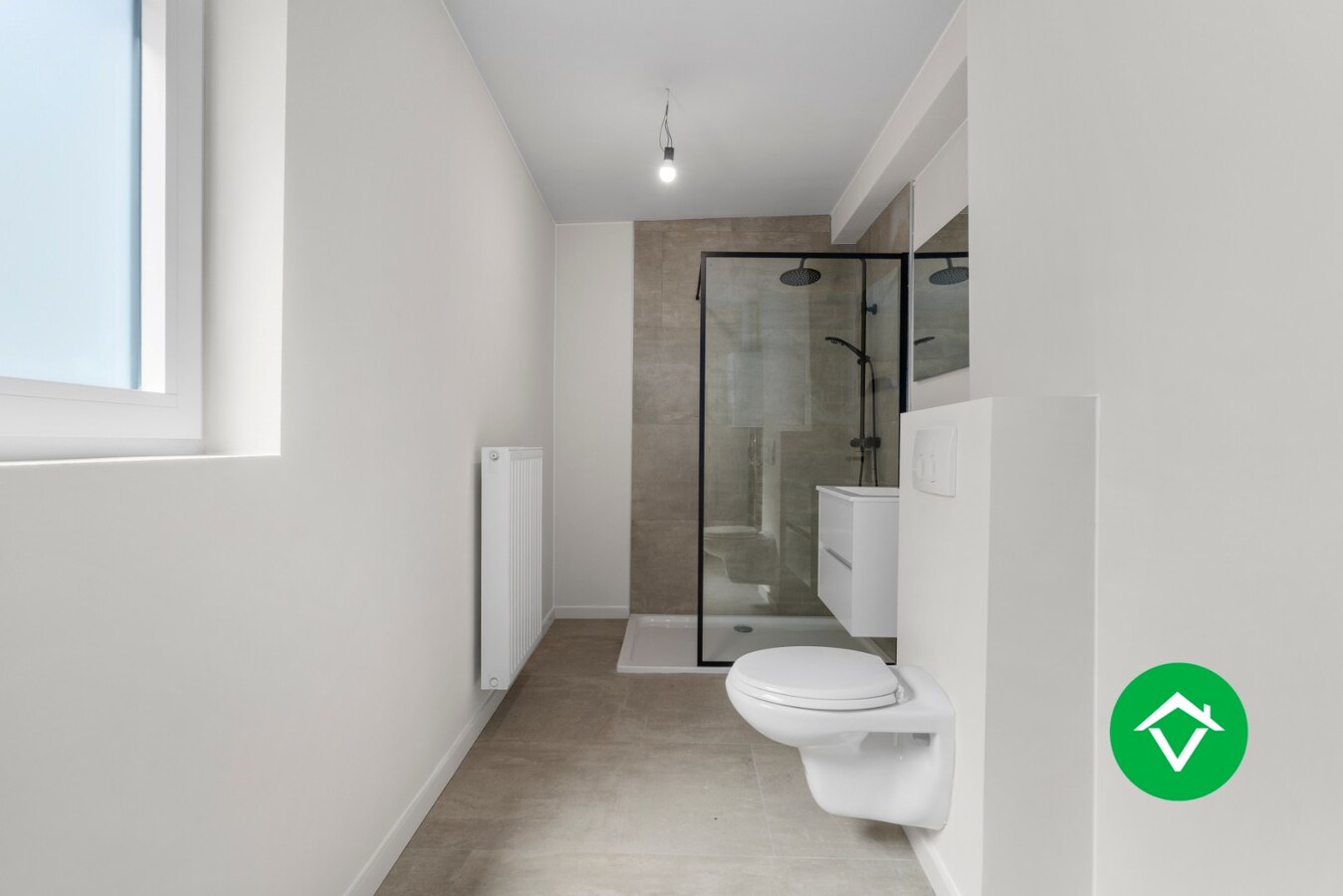 Instapklare rijwoning in hartje Gistel – gerenoveerd in 2025 