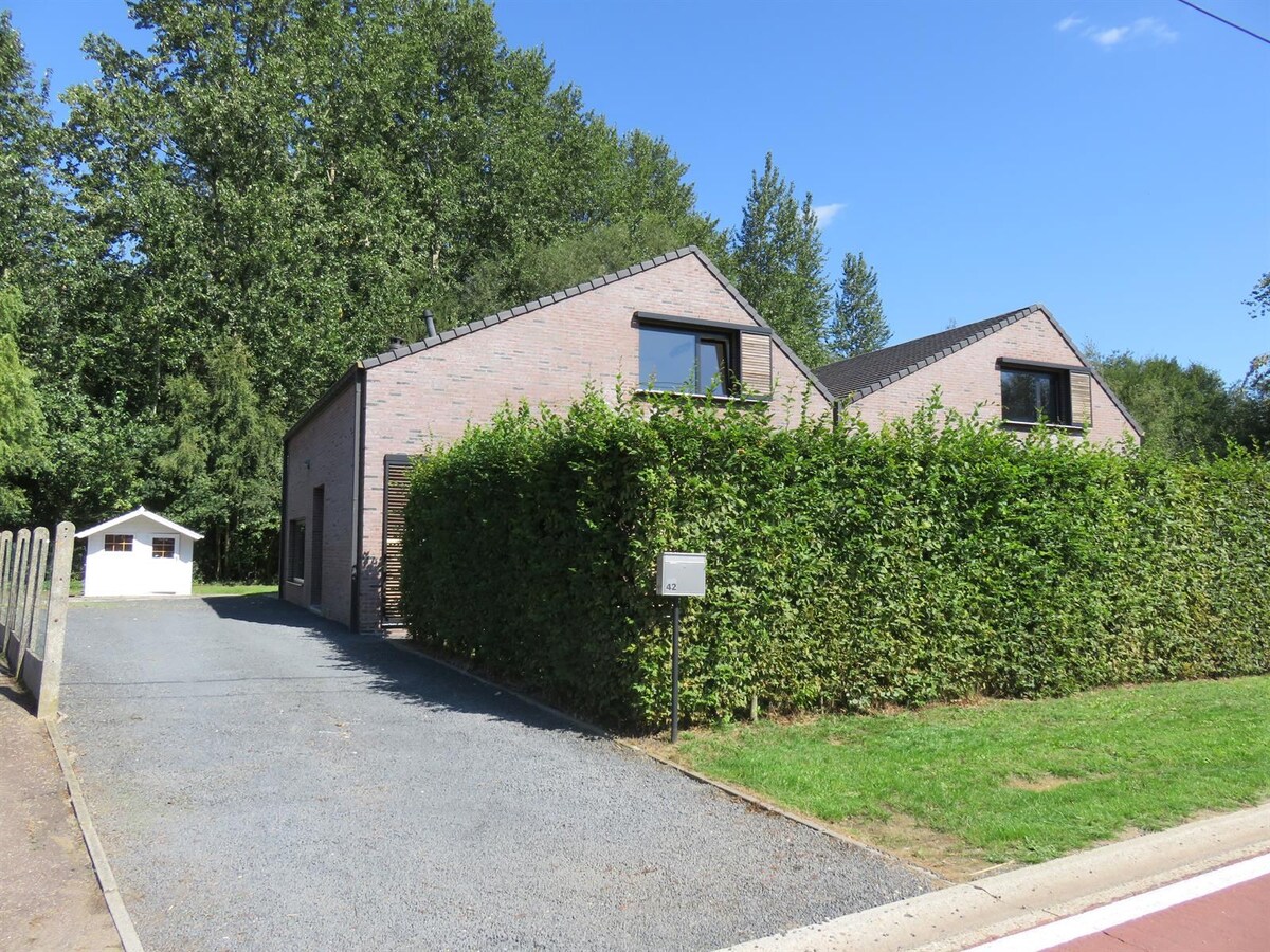 Prachtig Halfopen bebouwing in het hartje van Bolderberg 