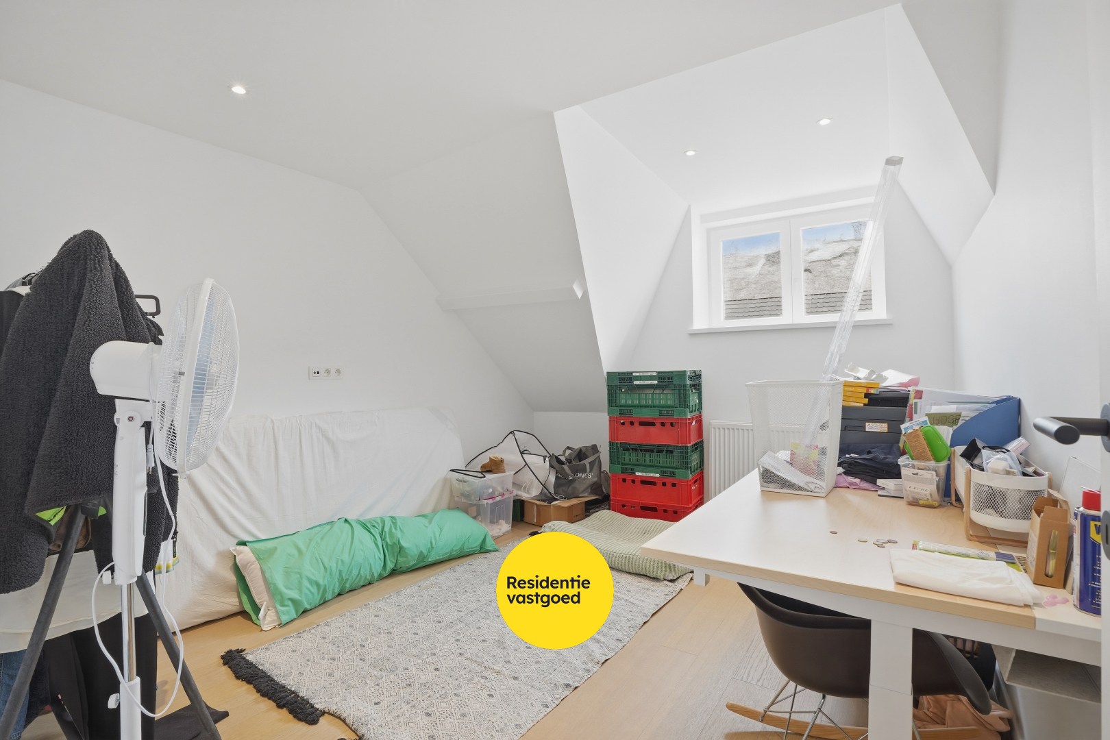 Subliem gerenoveerde herenwoning met 6 slaapkamers inclusief garage in Nieuwpoort-Stad op 135m² 