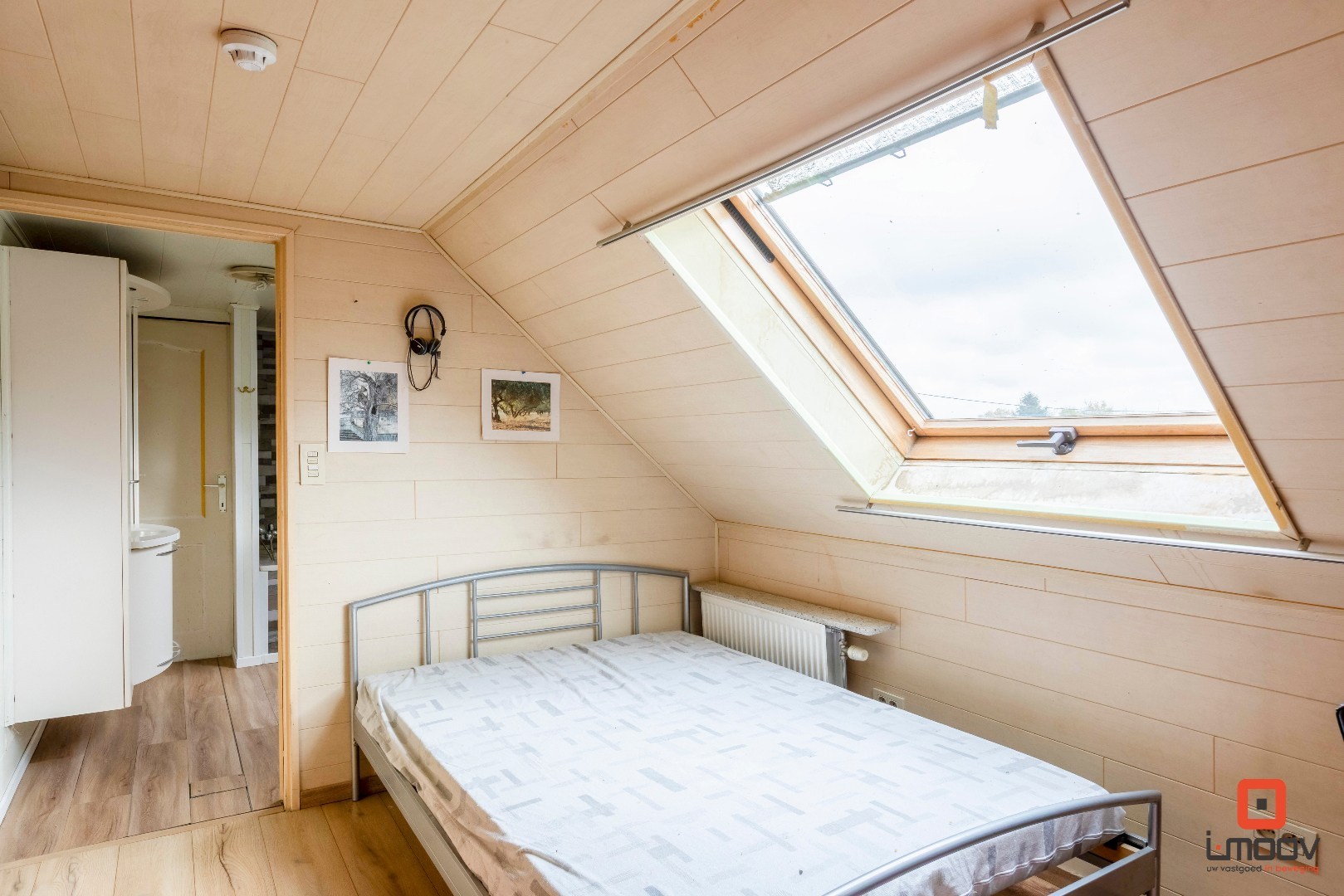 Te koop- Gebruiksklaar restaurant met terras en appartement in hartje Hijfte (Lochristi) 