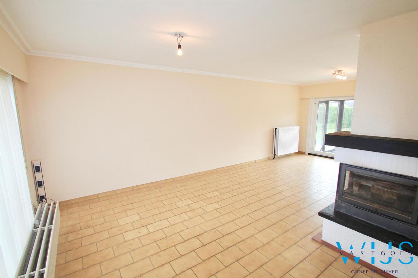 Gezellig woonhuis op een zeer rustige locatie te Lembeke ! 