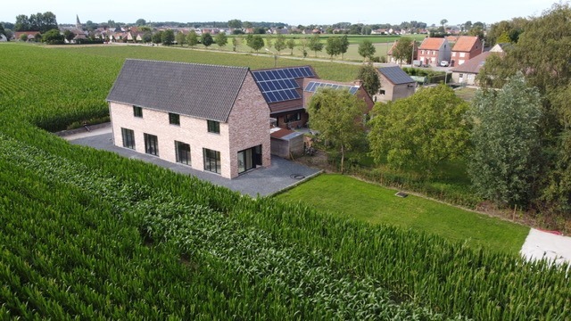 Rustig gelegen alleenstaande nieuwbouwwoning te Koekelare 