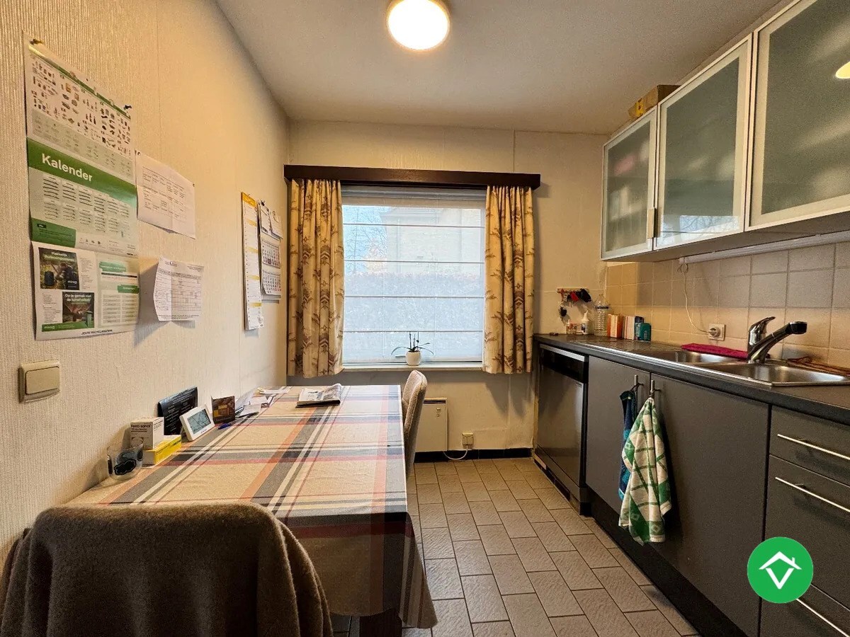 Appartement met 2 slaapkamers en garage in centrum Koekelare 