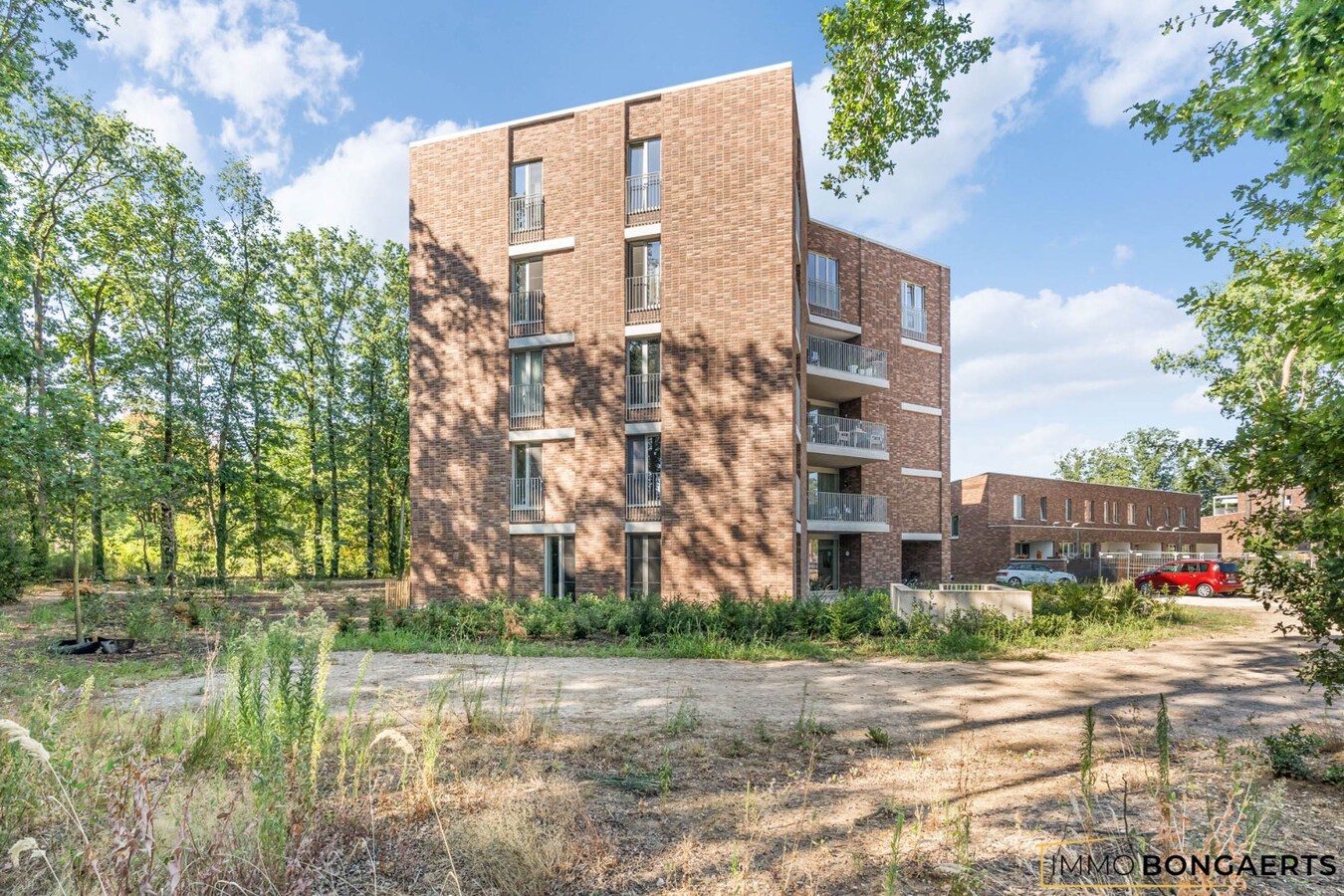 Recent 1-slaapkamerappartement nabij centrum Genk 