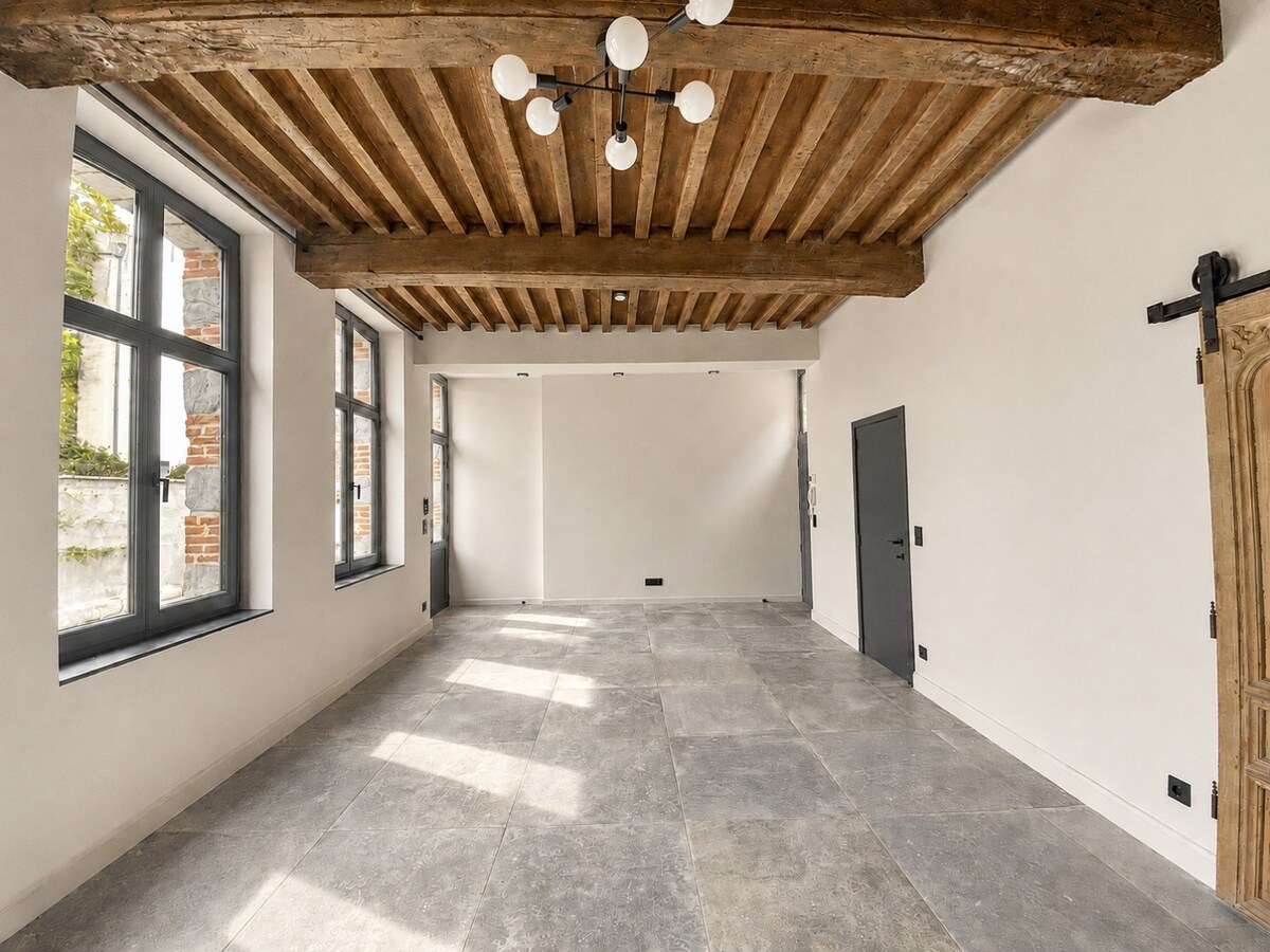 Duplex au charme d'une petite maison en plein coeur de Tournai ! 