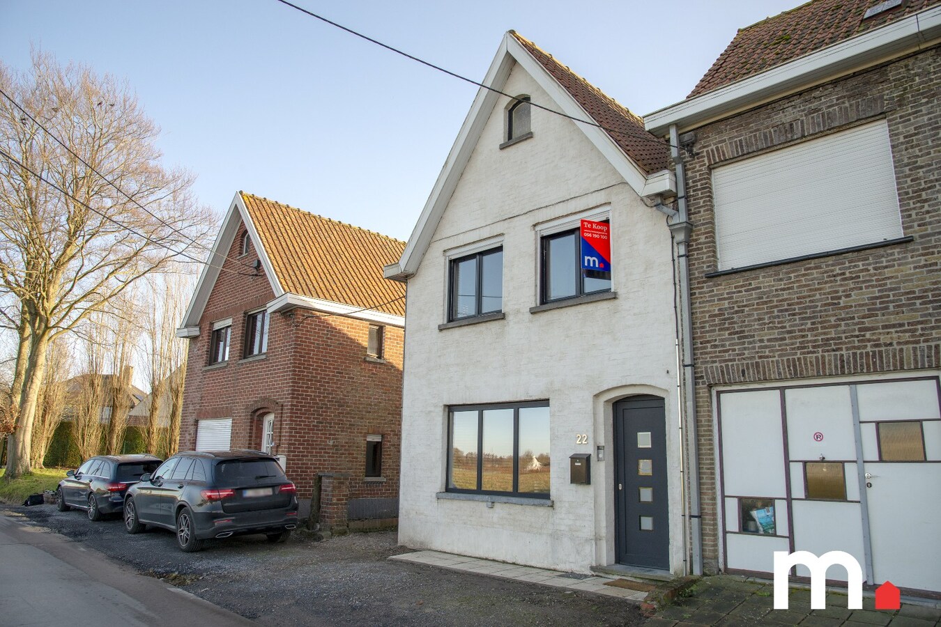 Top gerenoveerde halfopen woonst met ruime tuin te Waregem ! 