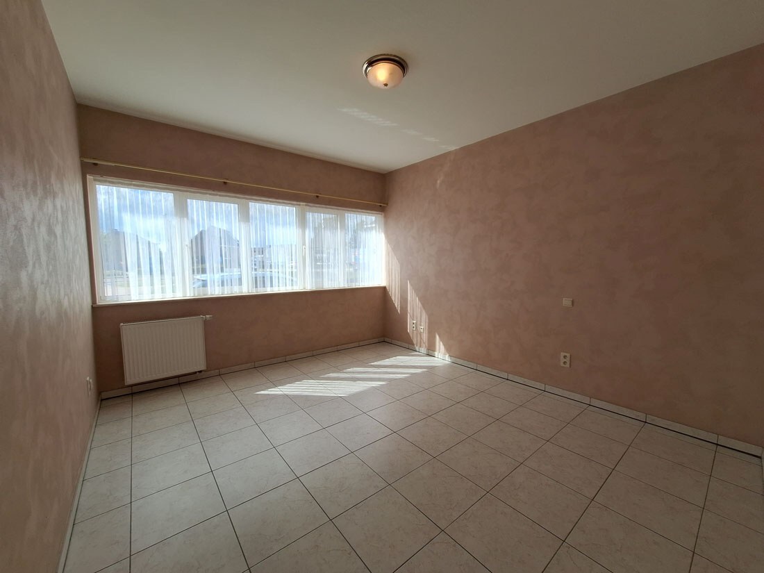 Perfect gelegen gelijkvloers appartement in het Centrum van Neerpelt 