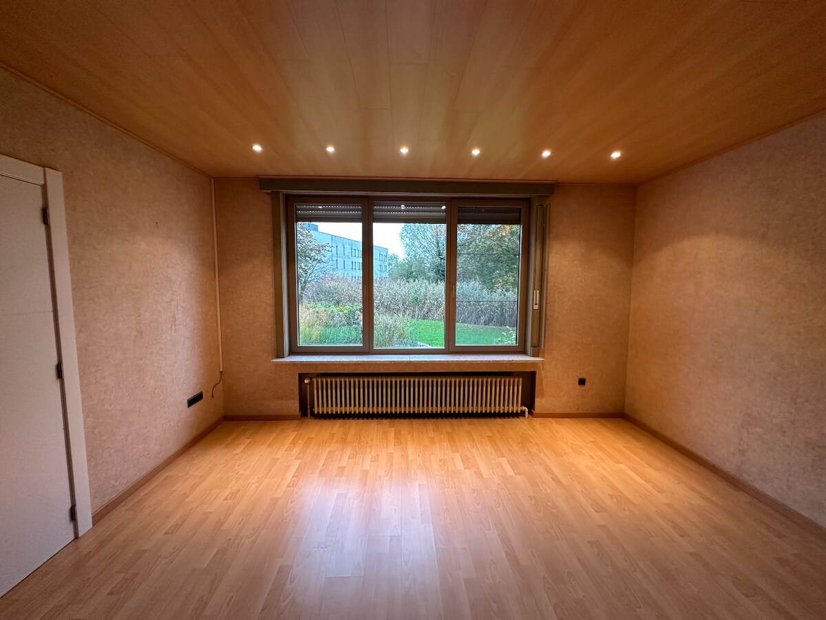 Ruime villa op centrale ligging 