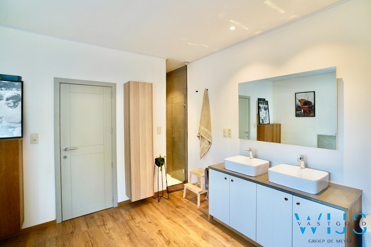 Instapklare woning op 4.152m² te Doornzele ! 