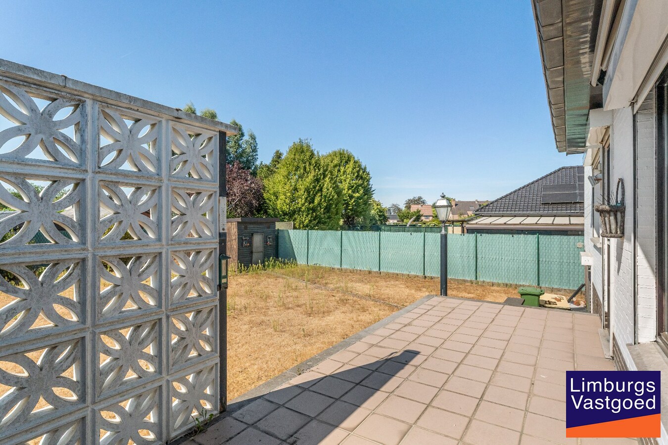 Vrijstaande woning met garage op gegeerde locatie te Kermt, 6a87ca 