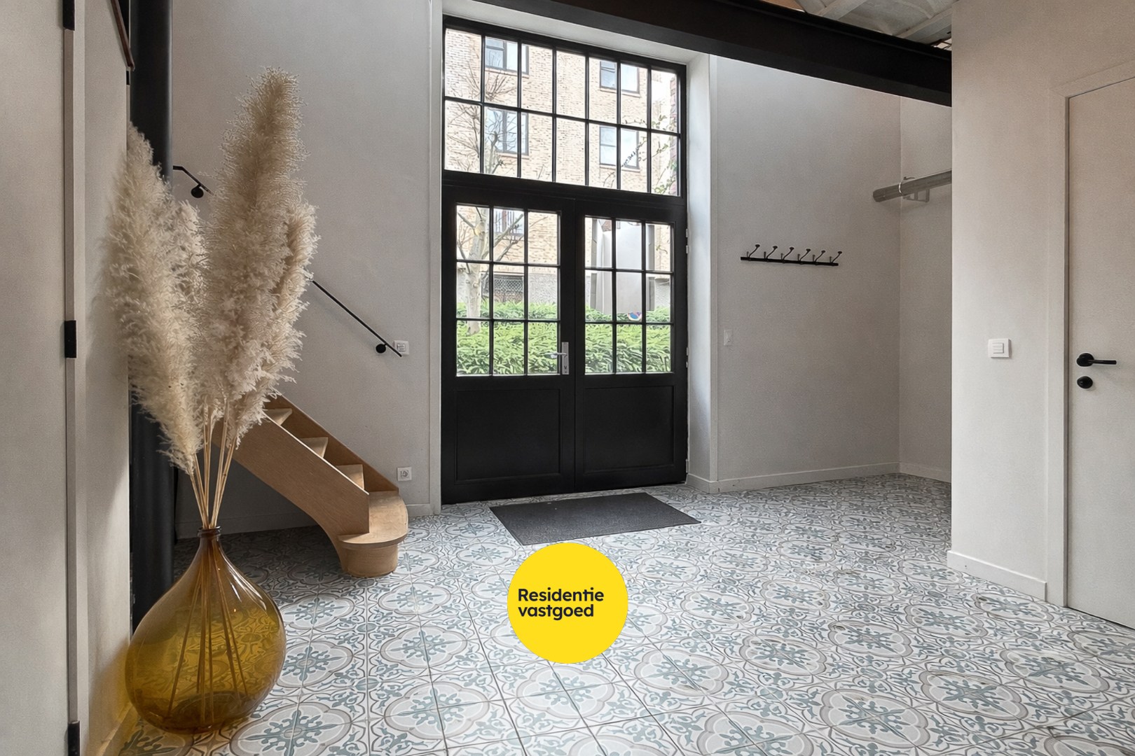 Unieke woning in voormalige borstelfabriek - karakter en comfort in perfecte harmonie! 