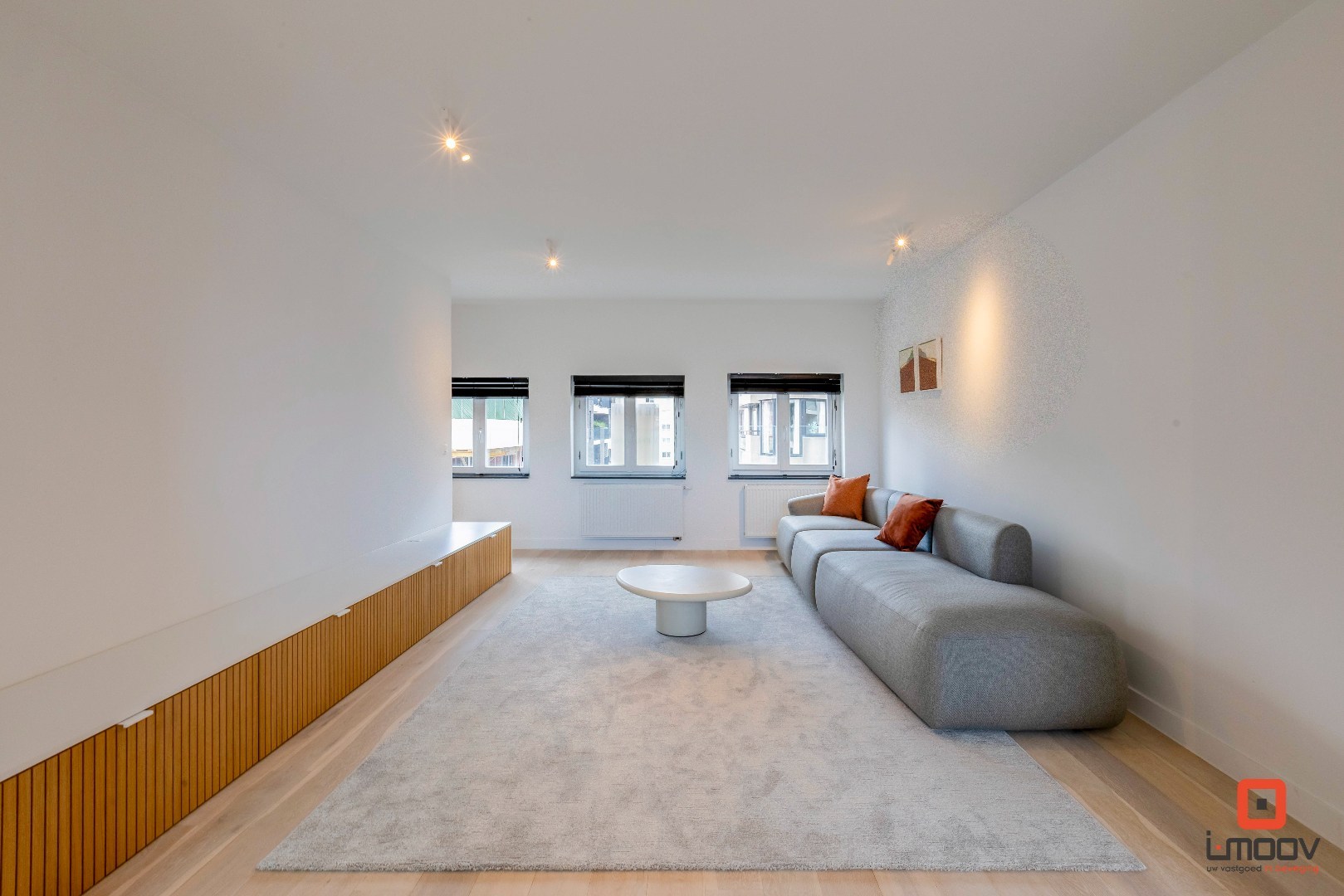 Luxueuze tweeslaapkamer duplex met terras en hoogwaardige afwerking in Oostende 