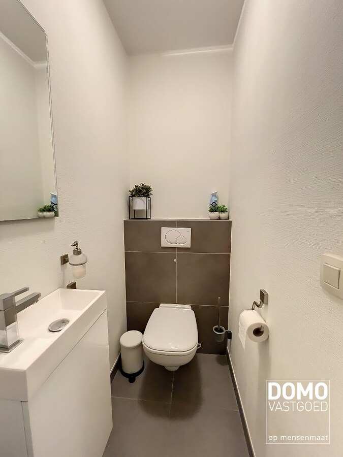 Appartement met ondergrondse parkeerplaats te Kuringen 