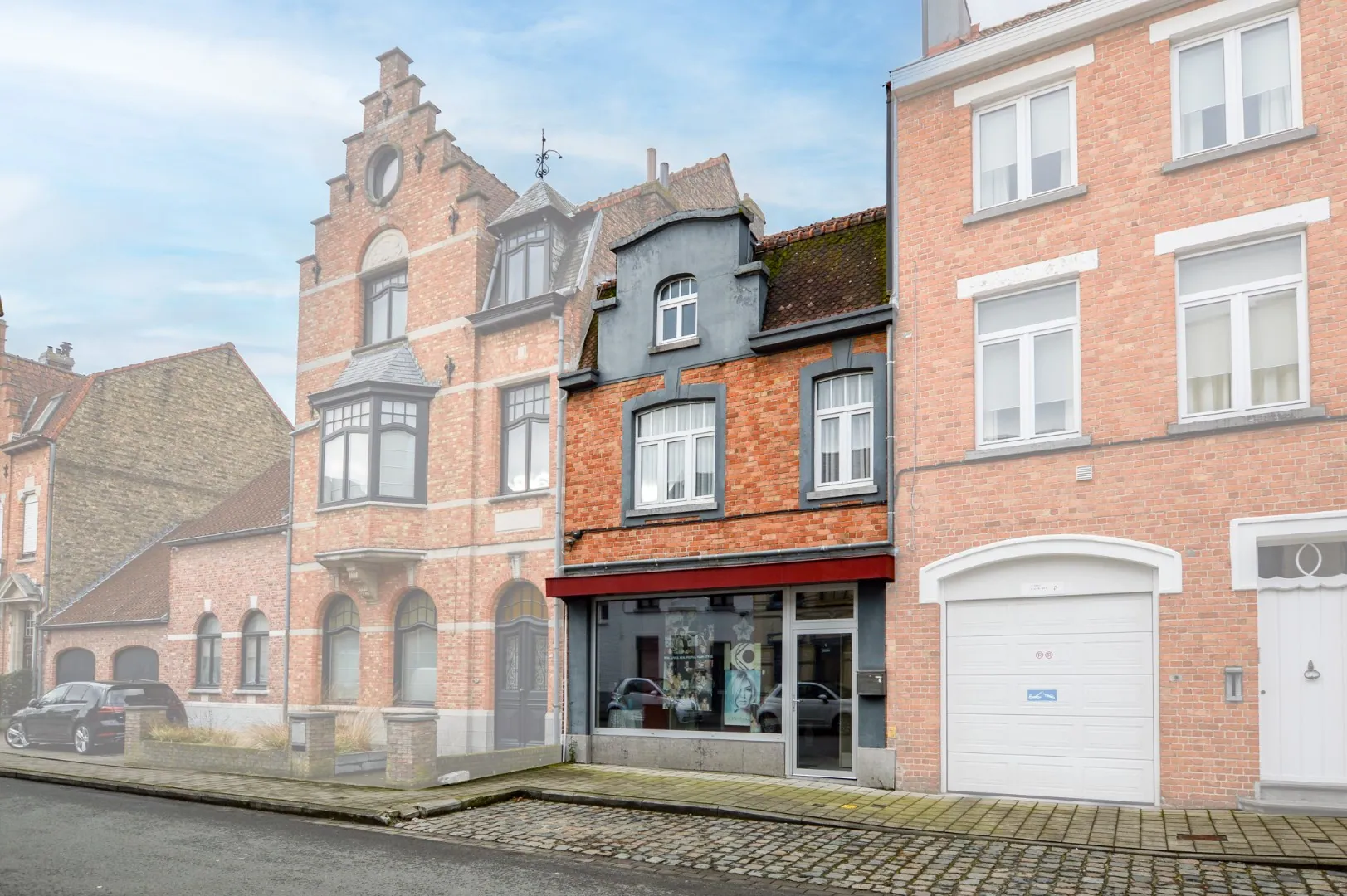 Commercieel handelshuis nabij centrum Brugge!