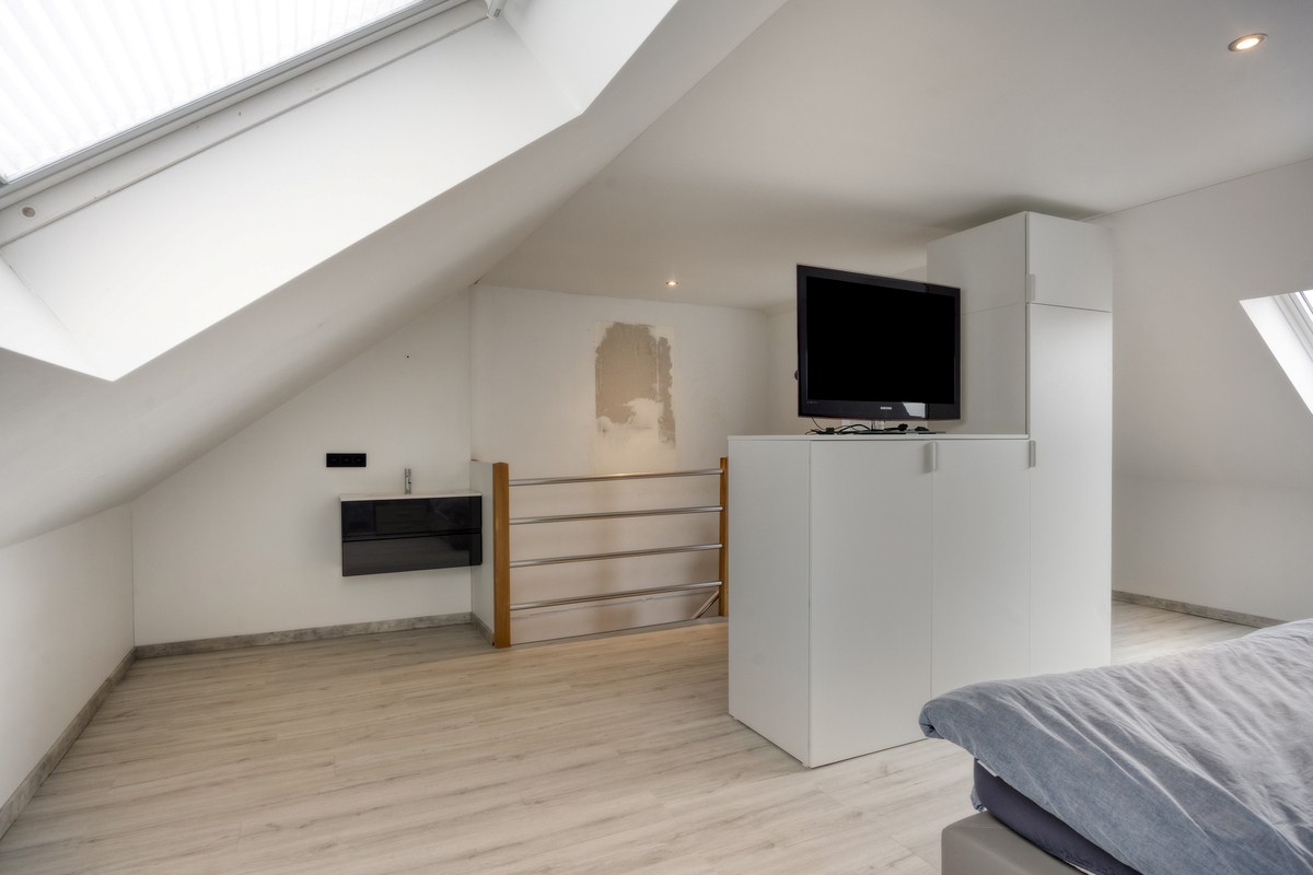 Halfopen bebouwing met 3 slaapkamers, tuin, terras en garage in Bertem! – EPC 128 kWh/m² - bewoonbare opp. 195 m² 