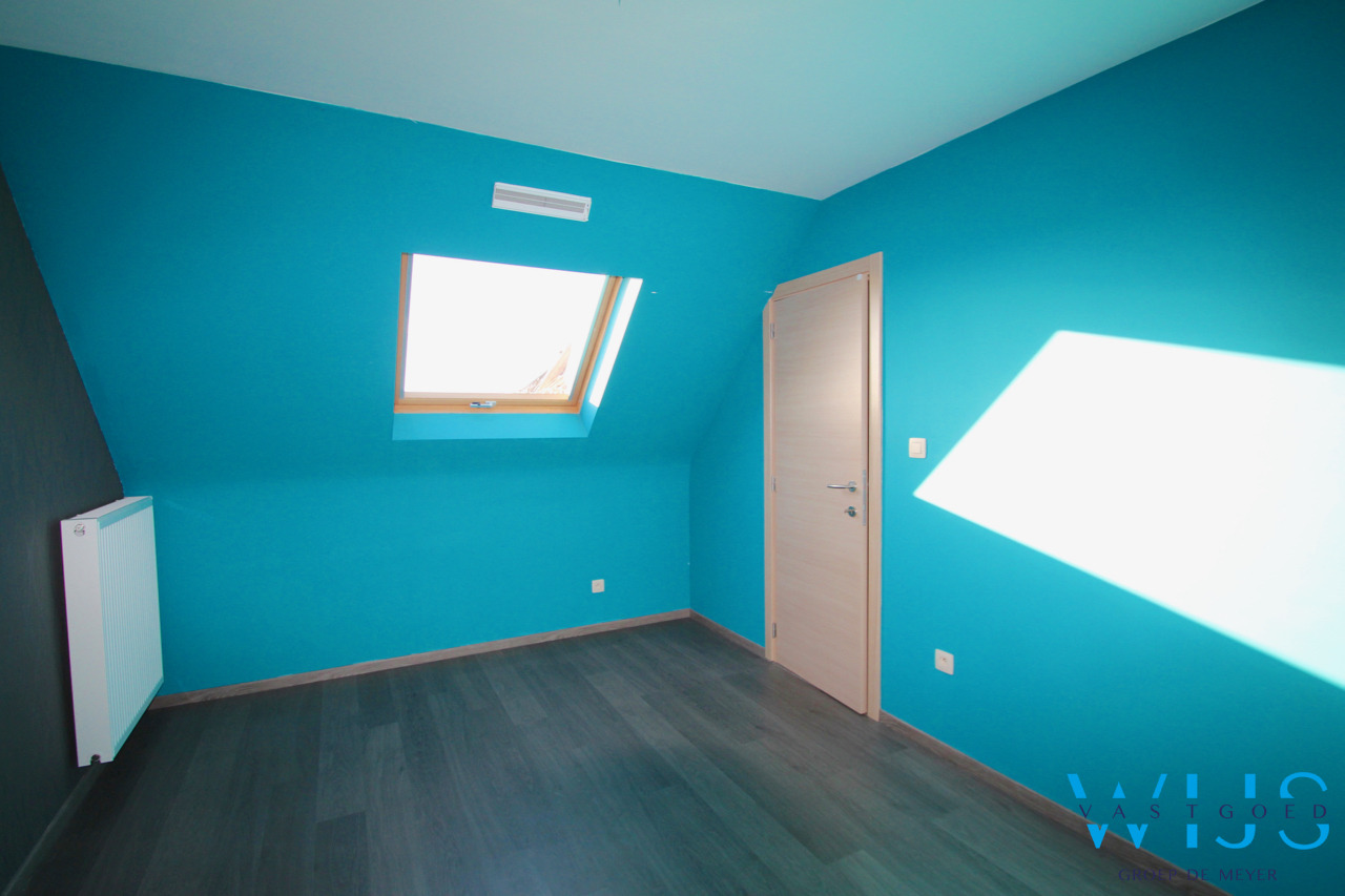 Landelijk gelegen tijdloos woonhuis te Ertvelde ! 