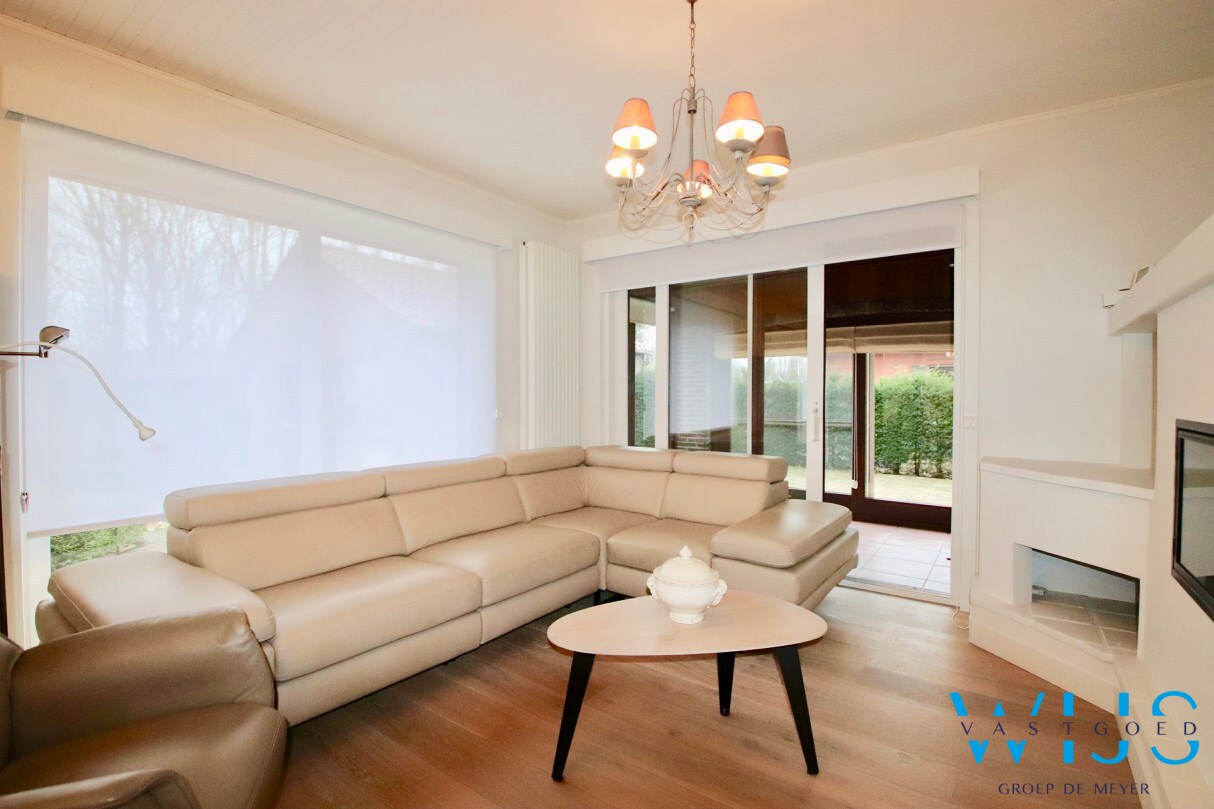 Zeer ruim instapklaar woonhuis ! 