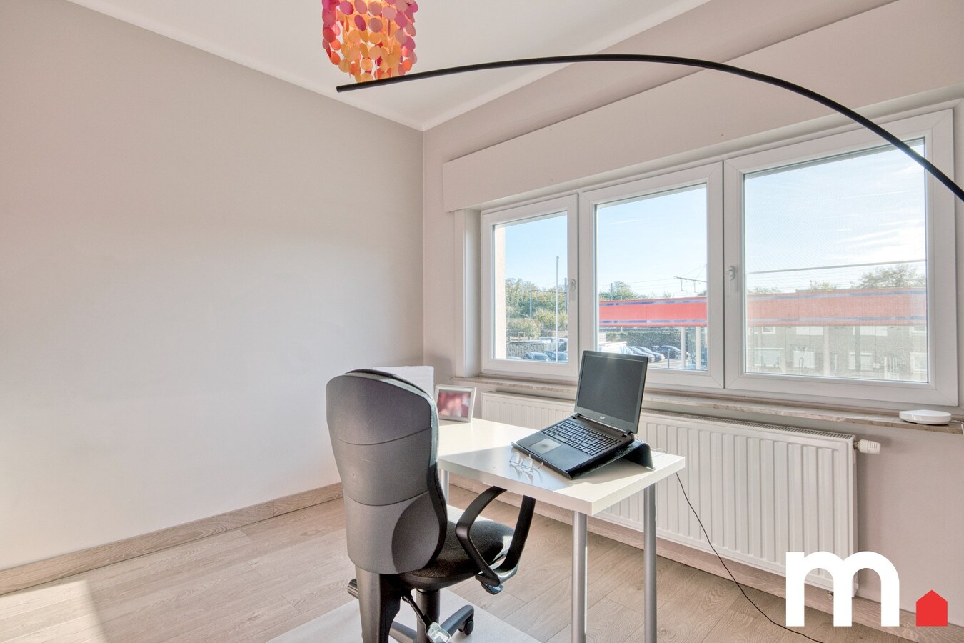 Centraal gelegen, instapklare woning met praktijkruimte én EPC B  te Kortrijk ! 