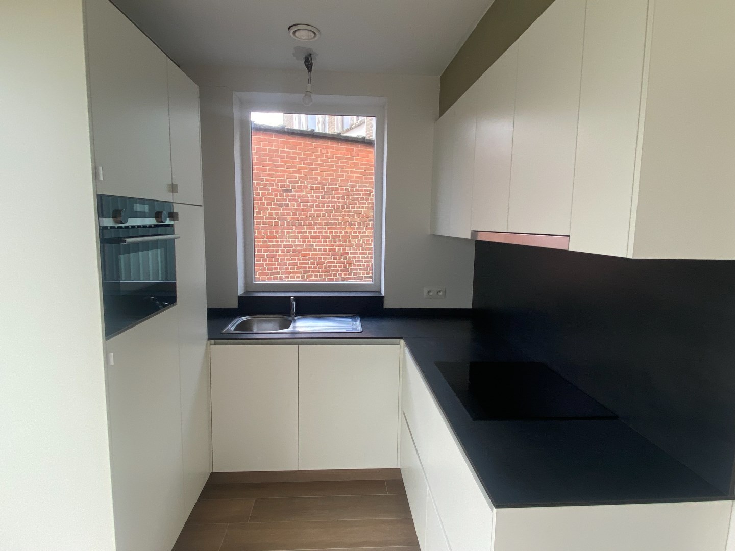 Gelijkvloers appartement met 2 slaapkamers 