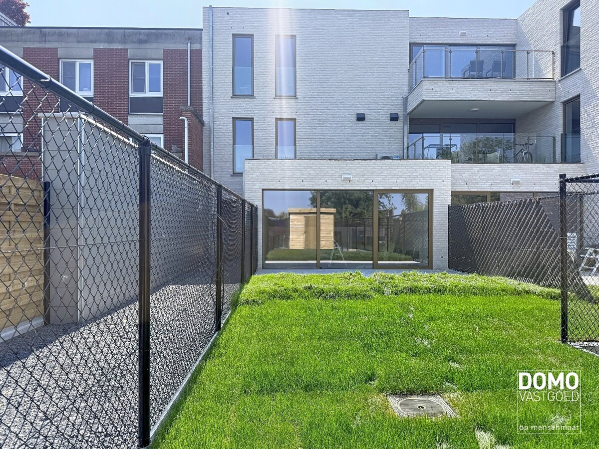 6% BTW - NIEUWBOUW GELIJKVLOERSAPPARTEMENT MET 1 SLAAPKAMER IN HET CENTRUM VAN KERMT 