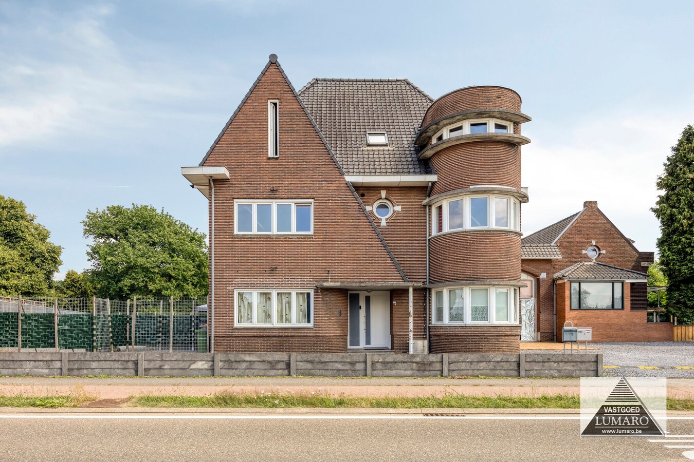 Schitterende opbrengsteigendom op 2.887 m² 