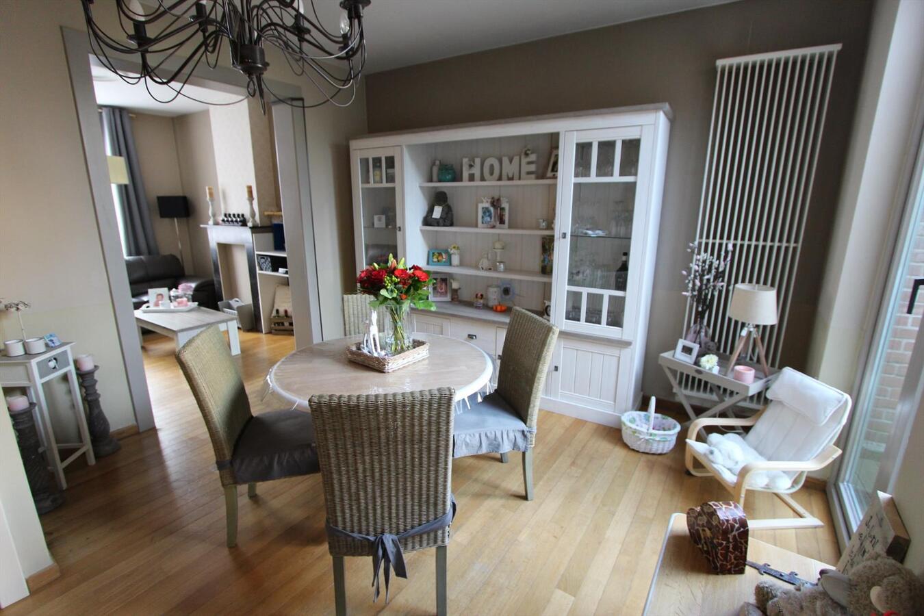 VERKOCHT IN UW BUURT ! 