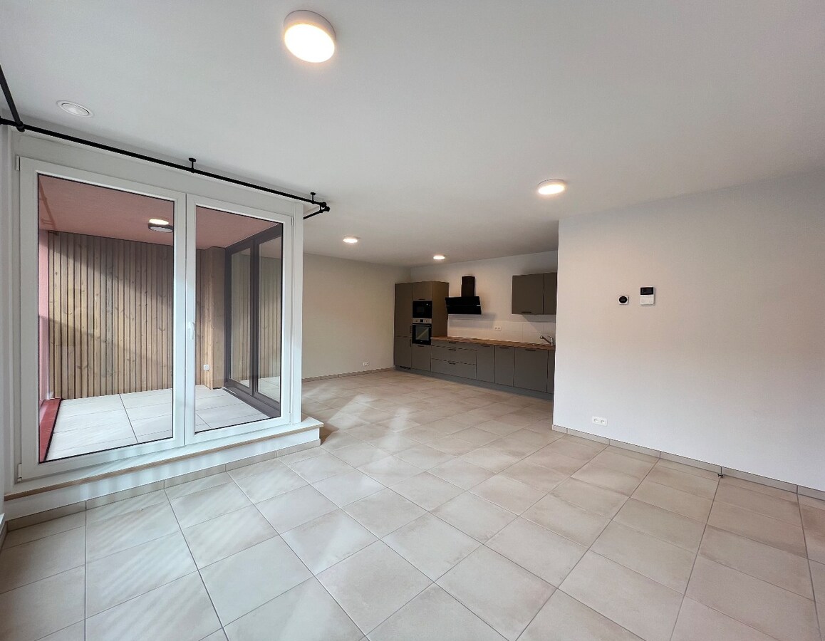 Superbe appartement 3 chambres, 2 salle de bains et  terrasse 