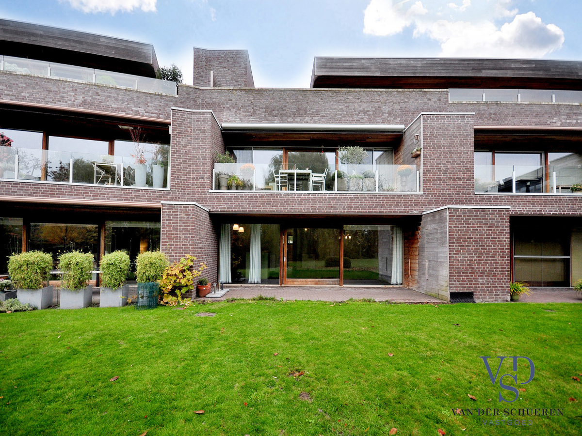 Prachtig gelijkvloers appartement in de exclusieve park-residentie Park te Poldere. 