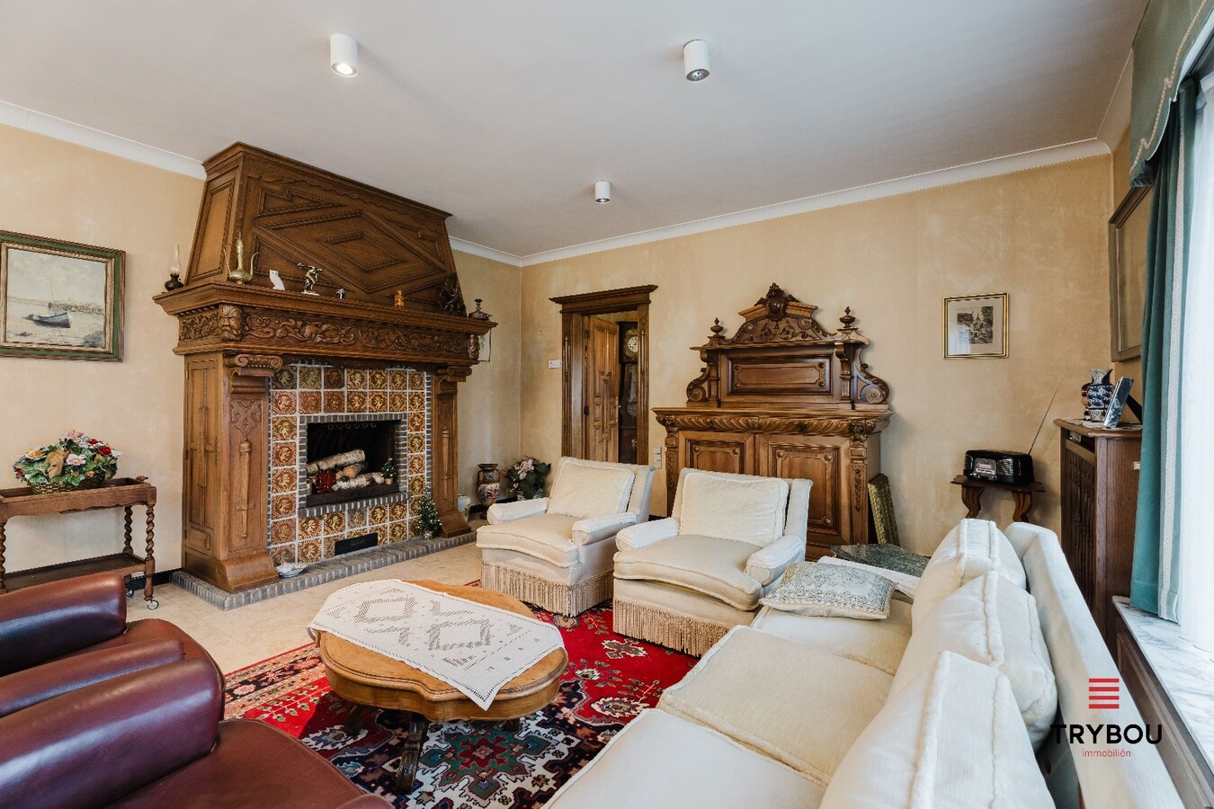 Ruime woning op groot perceel van 573 m² te Merkem. 