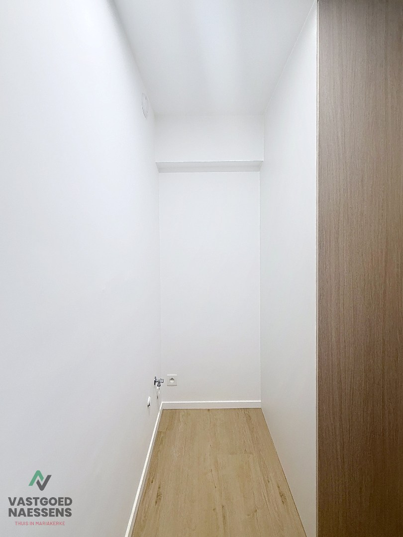 Magnifique appartement rénové de 3 chambres avec vue sur la mer. 